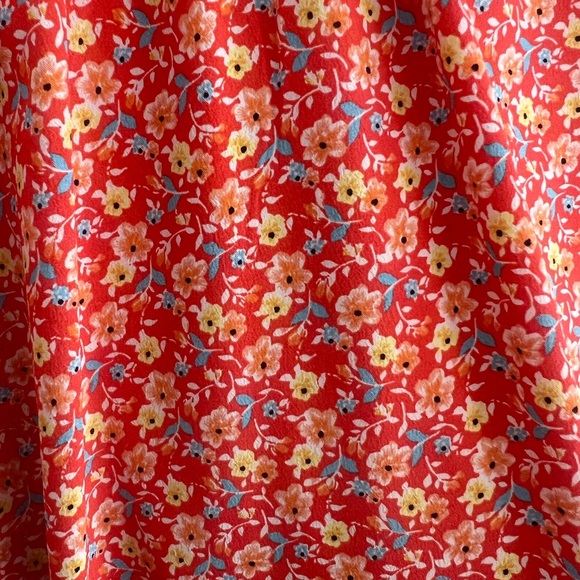 Cute open back floral summer dress - Picture 3 of 6